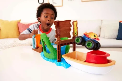 Monsters Trucks Attaque Du Crocro