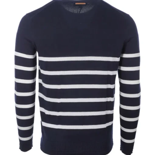 Pull Col Rond Avec Broderie La Poitrine